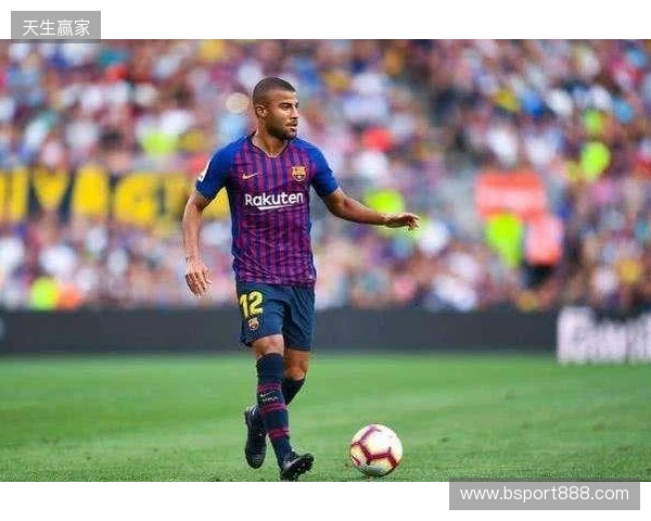 前教练：拉菲尼亚在攻防两端都能做贡献，他比登贝莱更全面