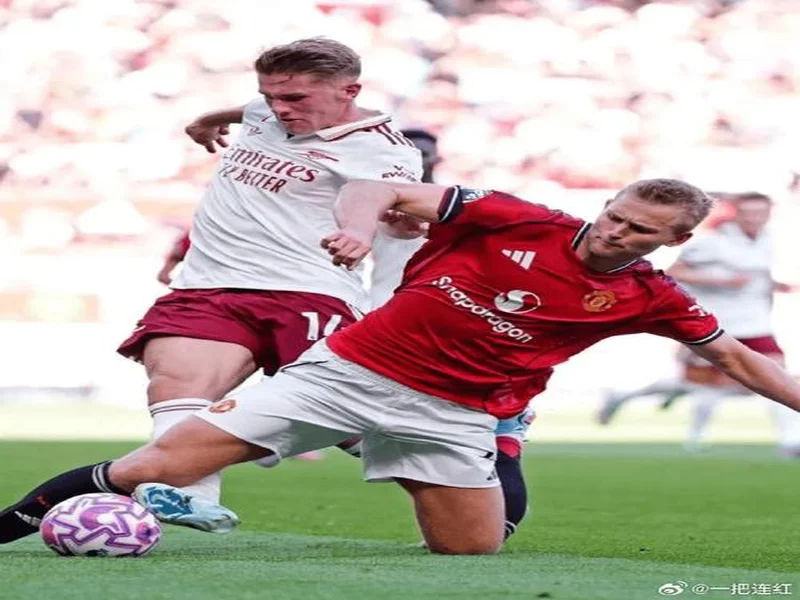 邮报：阿森纳正与布莱克本流浪者就17岁前锋蒂容进行谈判